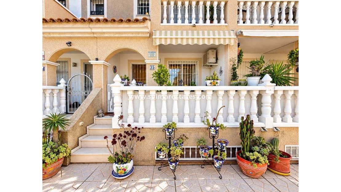 3 sovrum Hus till salu i Playa Flamenca med pool garage - 215 000 € (Ref: 10180905)