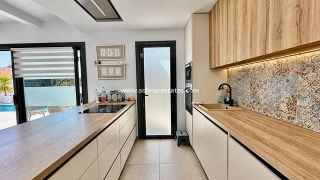 3 camera da letto Villa in vendita in Villamartin, Orihuela con piscina - 524.900 € (Rif: 10180906)