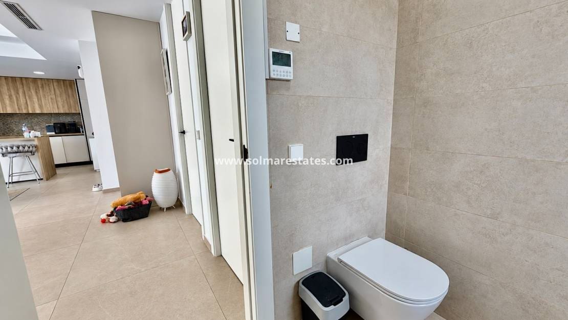 3 camera da letto Villa in vendita in Villamartin con piscina - 524.900 € (Rif: 10180906)