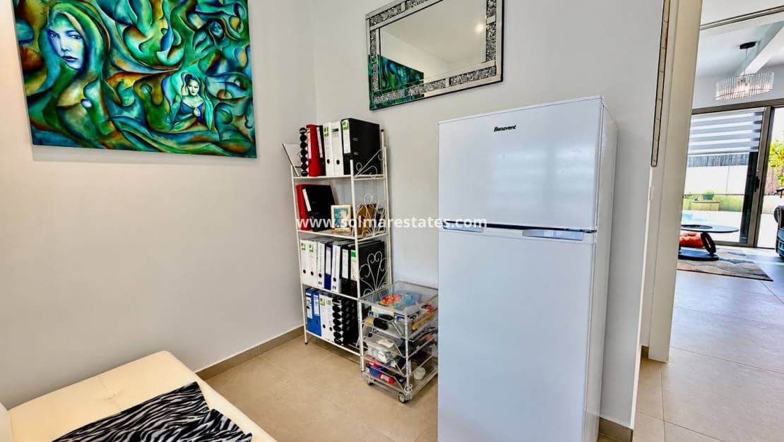 3 camera da letto Villa in vendita in Villamartin con piscina - 524.900 € (Rif: 10180906)