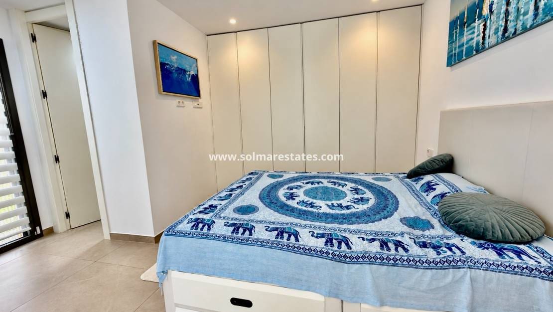 3 camera da letto Villa in vendita in Villamartin con piscina - 524.900 € (Rif: 10180906)