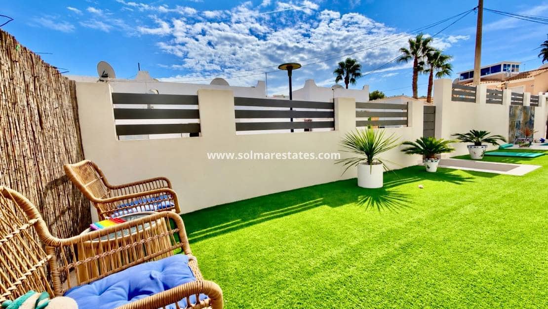 3 camera da letto Villa in vendita in Villamartin con piscina - 524.900 € (Rif: 10180906)