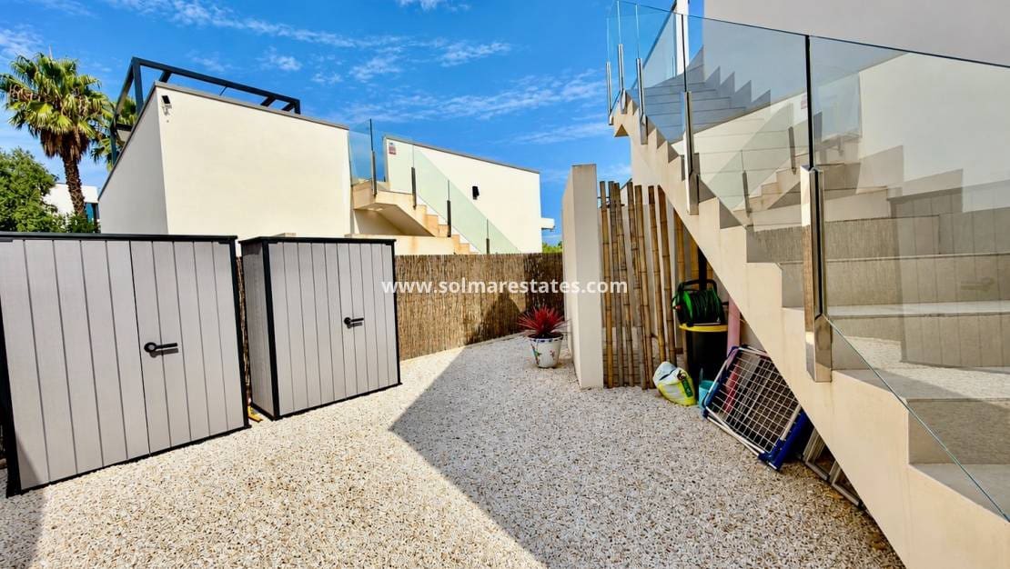 3 camera da letto Villa in vendita in Villamartin con piscina - 524.900 € (Rif: 10180906)