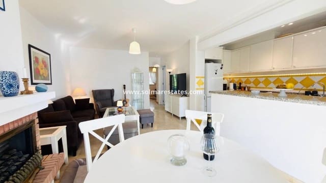2 slaapkamer Bungalow te koop in Villamartin, Orihuela met zwembad - € 240.000 (Ref: 10180907)