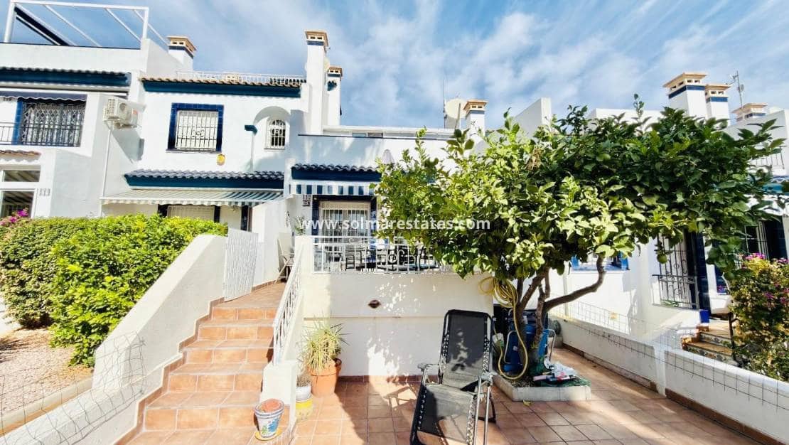 2 slaapkamer Bungalow te koop in Villamartin met zwembad - € 240.000 (Ref: 10180907)