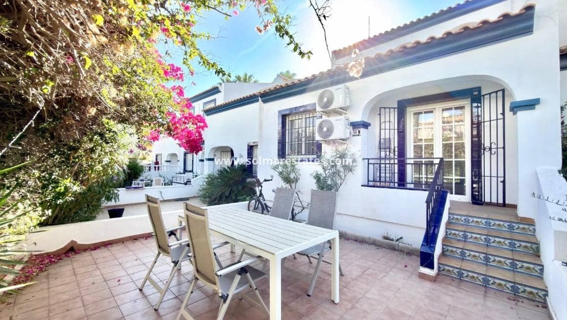 2 slaapkamer Bungalow te koop in Villamartin met zwembad - € 240.000 (Ref: 10180907)