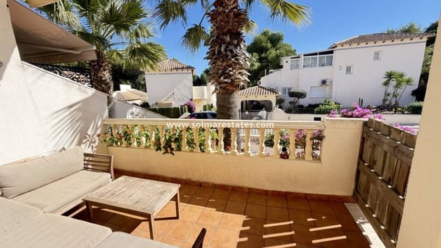 3 soverom Hus til salgs i Villamartin, Orihuela med svømmebasseng garasje - € 269 995 (Ref: 10182095)