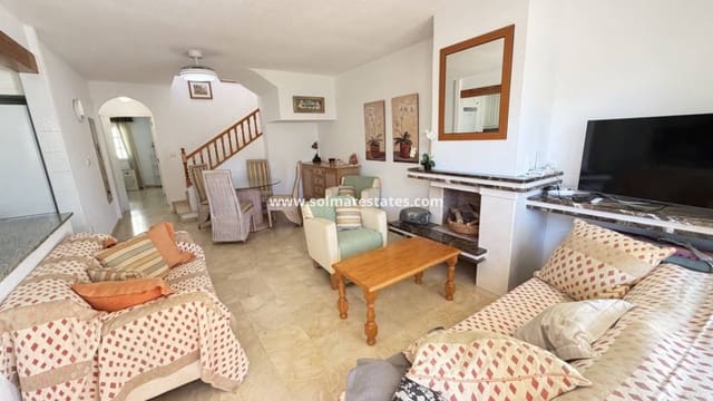 3 soverom Hus til salgs i Villamartin, Orihuela med svømmebasseng garasje - € 269 995 (Ref: 10182095)
