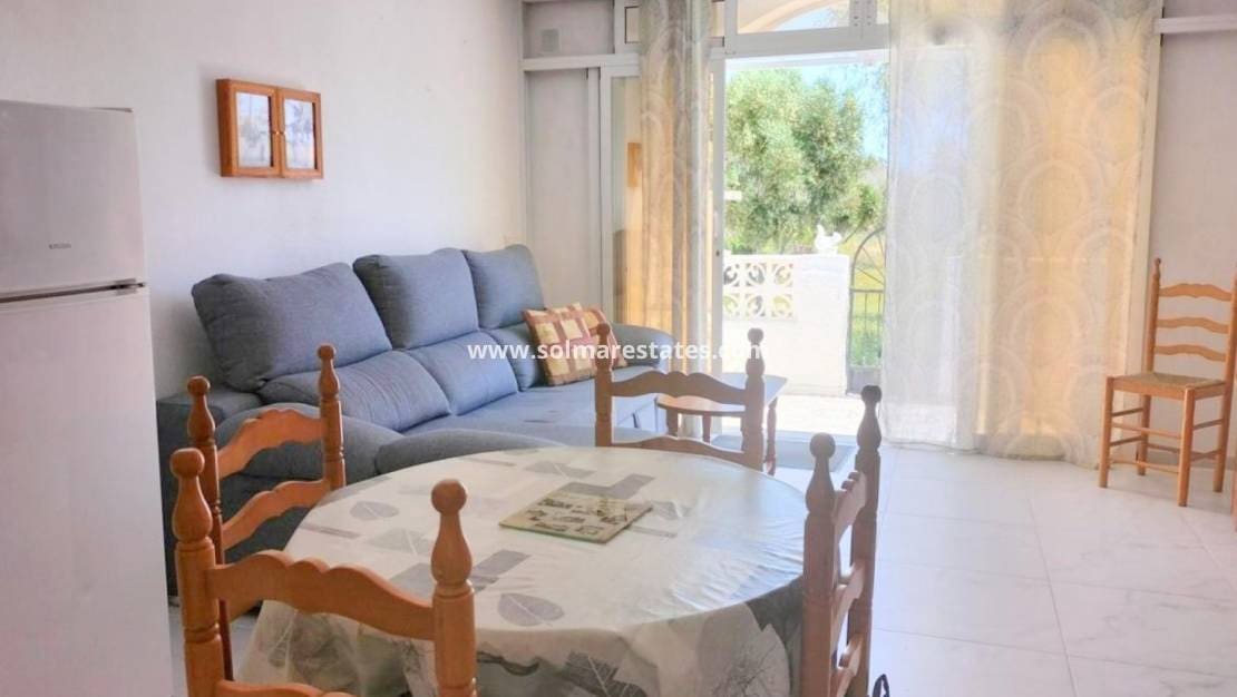 2 slaapkamer Bungalow te koop in La Siesta - € 125.000 (Ref: 10182214)