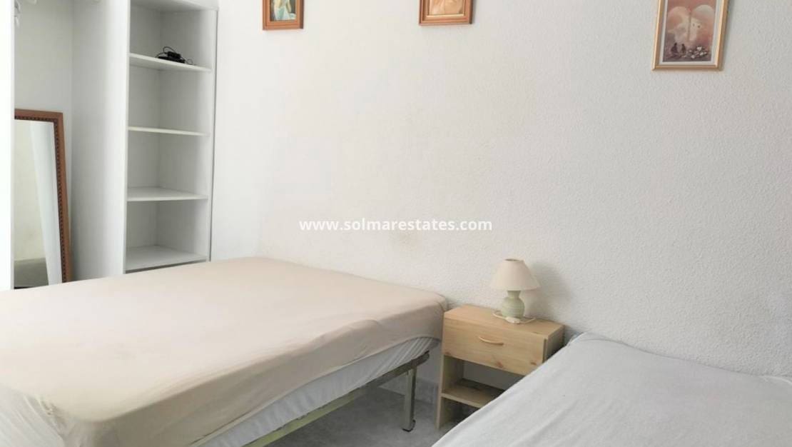 2 slaapkamer Bungalow te koop in La Siesta - € 125.000 (Ref: 10182214)