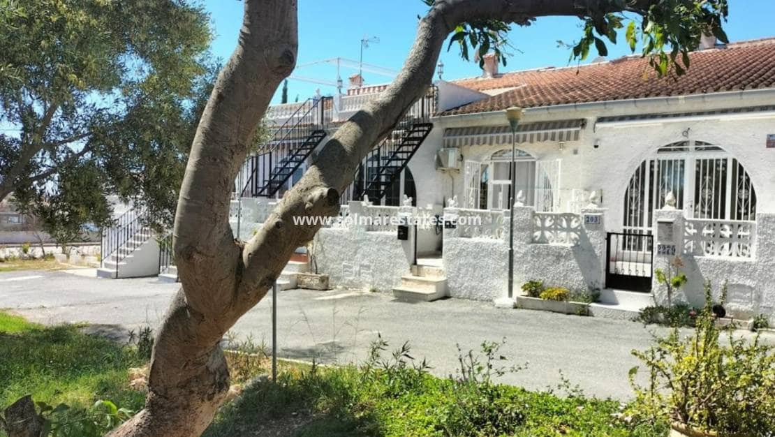 2 slaapkamer Bungalow te koop in La Siesta - € 125.000 (Ref: 10182214)