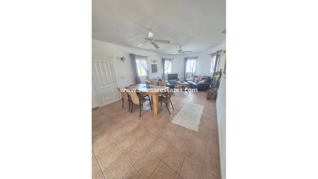 6 quarto Moradia para venda em San Miguel de Salinas com piscina - 445 000 € (Ref: 8666069)