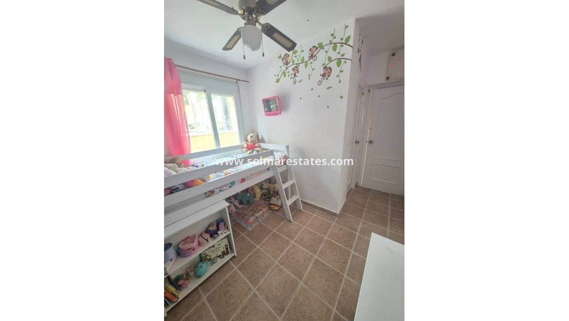 6 quarto Moradia para venda em San Miguel de Salinas com piscina - 445 000 € (Ref: 8666069)