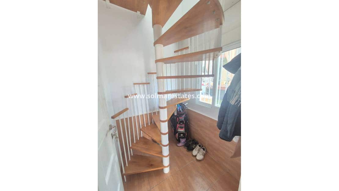 6 quarto Moradia para venda em San Miguel de Salinas com piscina - 445 000 € (Ref: 8666069)