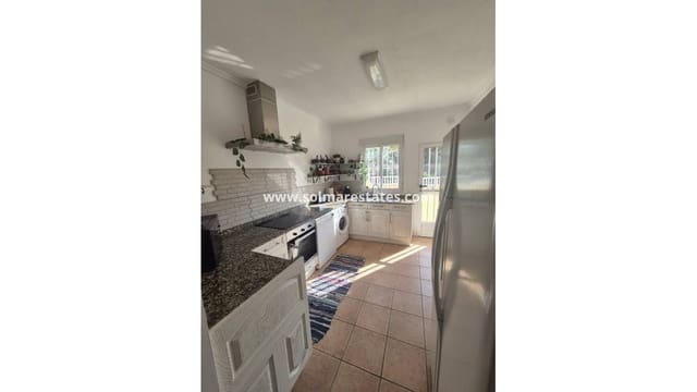 6 sovrum Villa till salu i San Miguel de Salinas med pool - 445 000 € (Ref: 8666069)