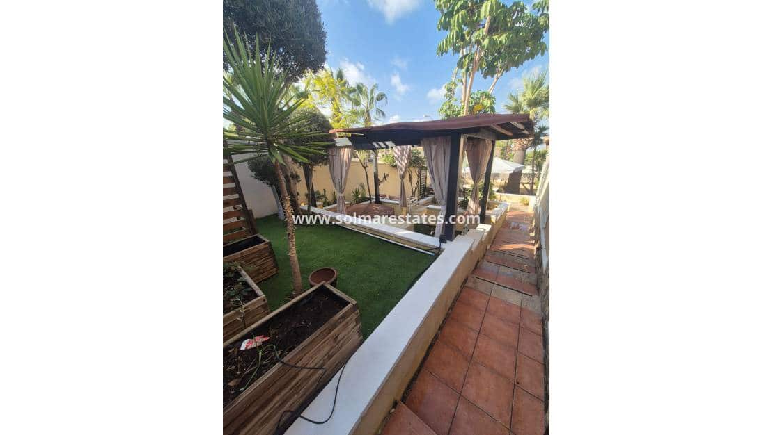 6 quarto Moradia para venda em San Miguel de Salinas com piscina - 445 000 € (Ref: 8666069)