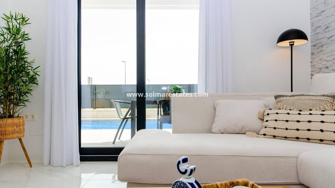 3 soveværelse Villa til salg i Vistabella med swimmingpool - € 389.000 (Ref: 8826208)