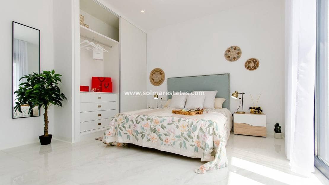 3 makuuhuone Huvila myytävänä paikassa Vistabella mukana uima-altaan - 439 000 € (Ref: 8826208)