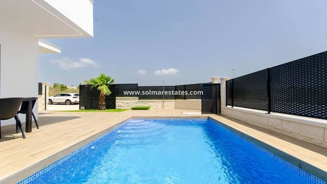 3 soverom Villa til salgs i Vistabella, Orihuela med svømmebasseng - € 439 000 (Ref: 8826208)