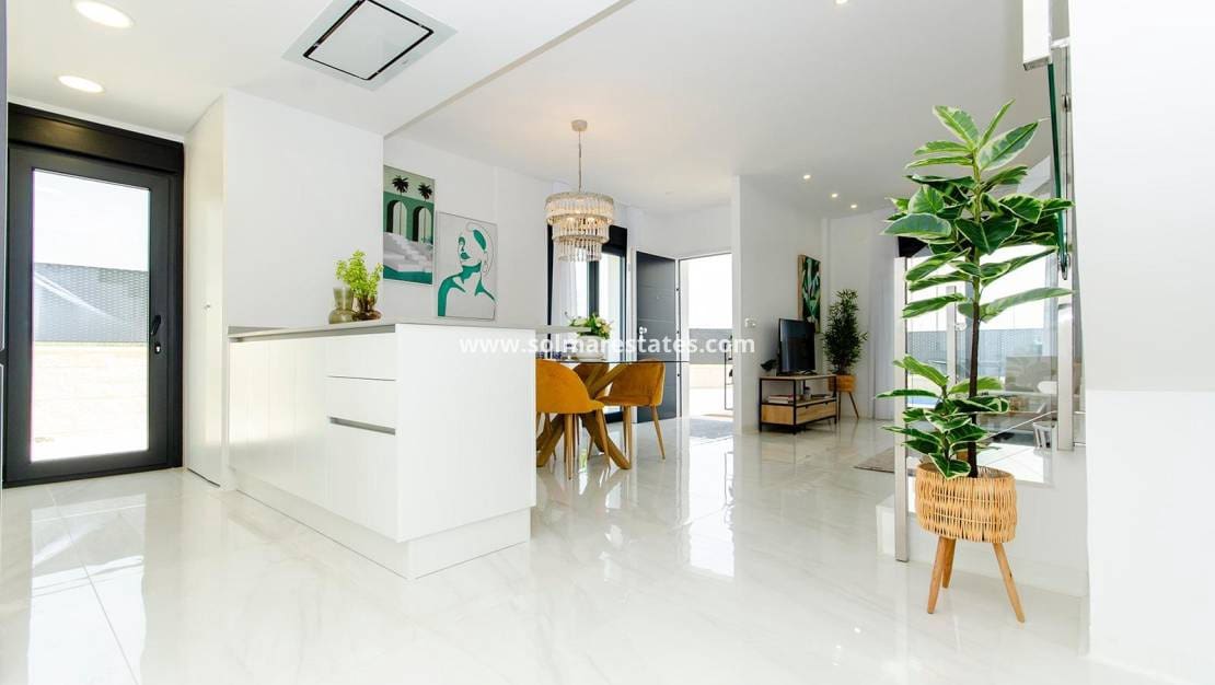 3 makuuhuone Huvila myytävänä paikassa Vistabella mukana uima-altaan - 439 000 € (Ref: 8826208)
