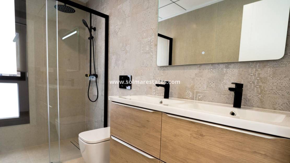 3 soveværelse Villa til salg i Heredades med swimmingpool - € 399.000 (Ref: 8826212)