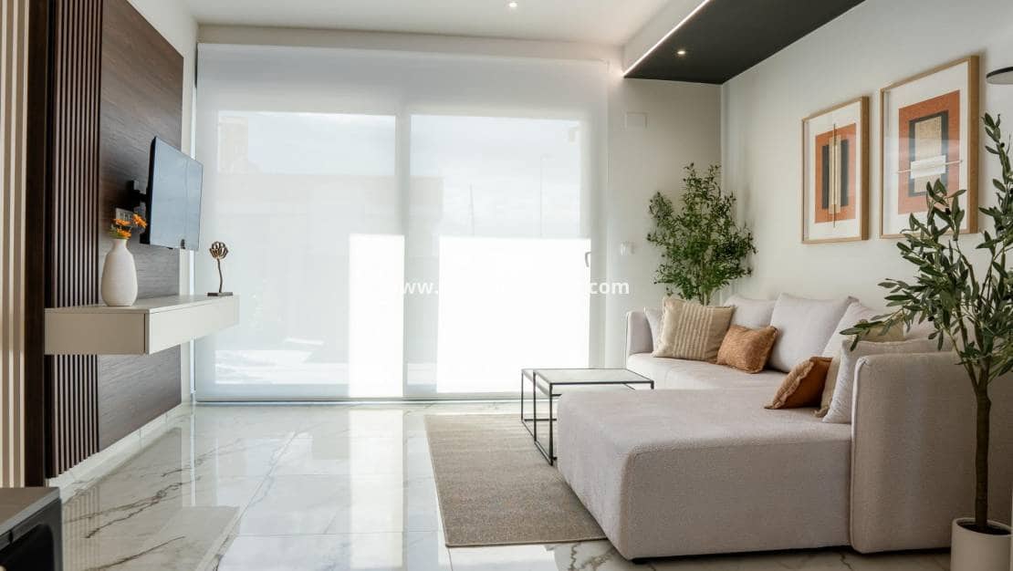 3 Zimmer Villa zu verkaufen in Ciudad Quesada mit Pool - 496.000 € (Ref: 8826220)