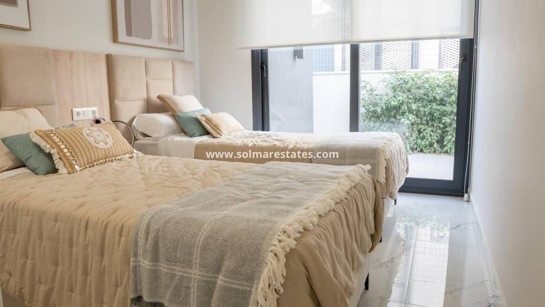 3 Zimmer Villa zu verkaufen in Ciudad Quesada mit Pool - 496.000 € (Ref: 8826220)