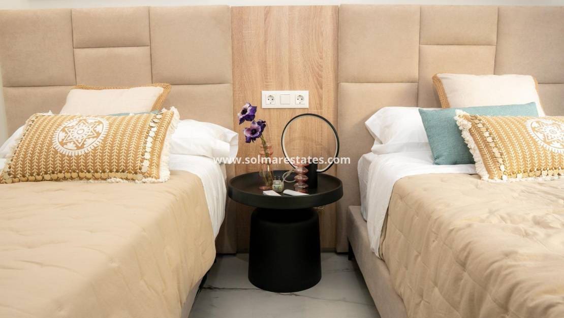 3 Zimmer Villa zu verkaufen in Ciudad Quesada mit Pool - 496.000 € (Ref: 8826220)