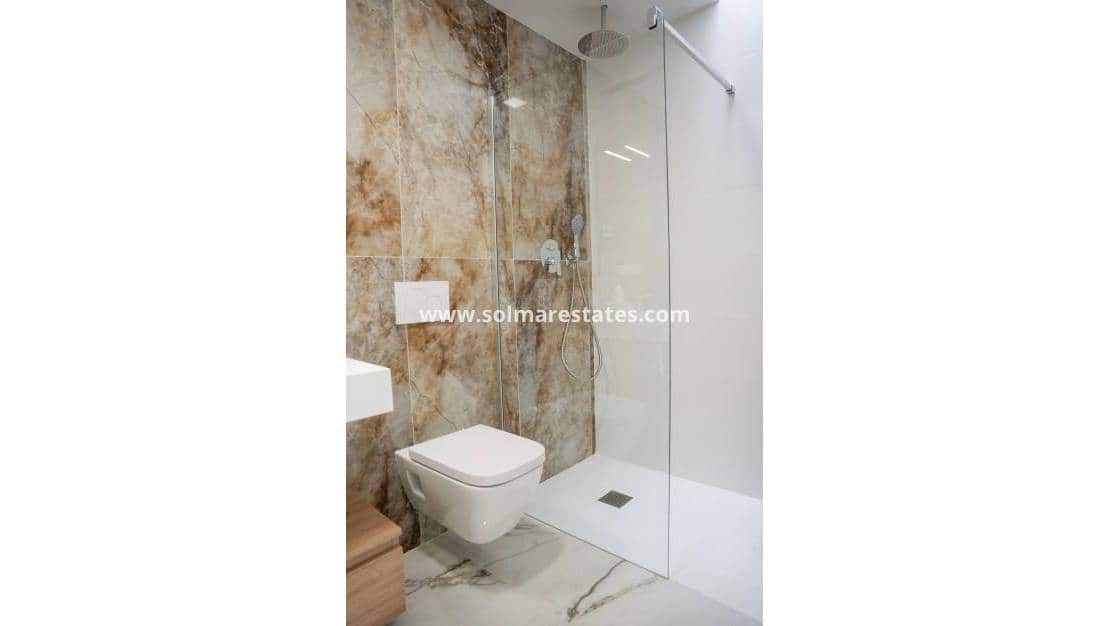 3 Zimmer Villa zu verkaufen in Ciudad Quesada mit Pool - 496.000 € (Ref: 8826220)