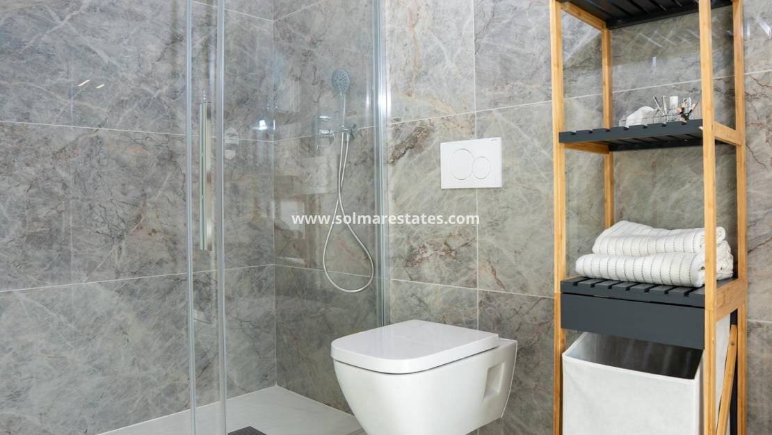 3 Zimmer Villa zu verkaufen in Ciudad Quesada mit Pool - 496.000 € (Ref: 8826220)