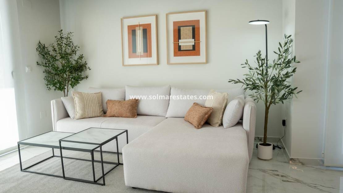 3 Zimmer Villa zu verkaufen in Ciudad Quesada mit Pool - 496.000 € (Ref: 8826220)