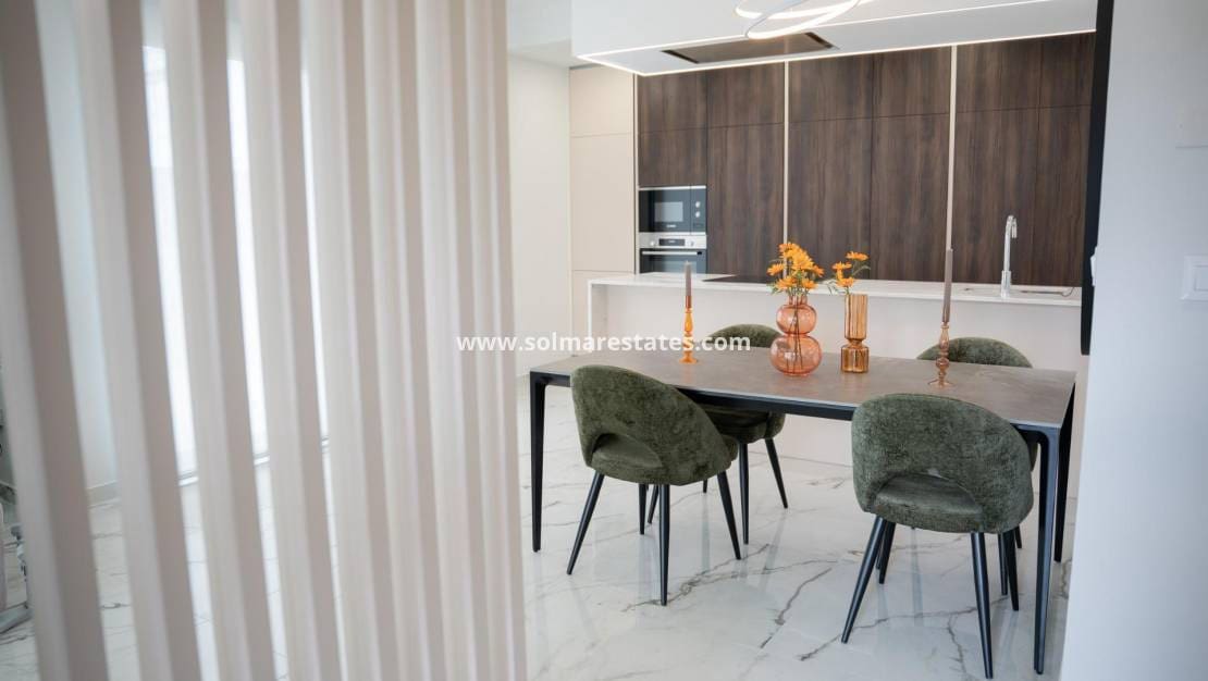 3 Zimmer Villa zu verkaufen in Ciudad Quesada mit Pool - 496.000 € (Ref: 8826220)