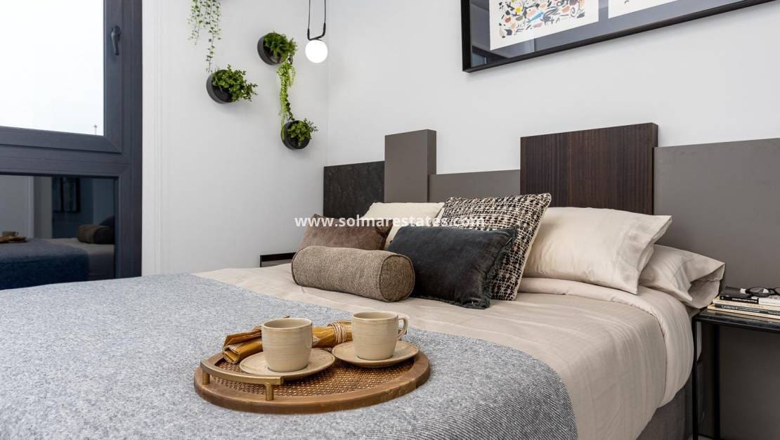 2 bedroom Apartment for sale in Ciudad Quesada with pool - € 279,000 (Ref: 8826221)