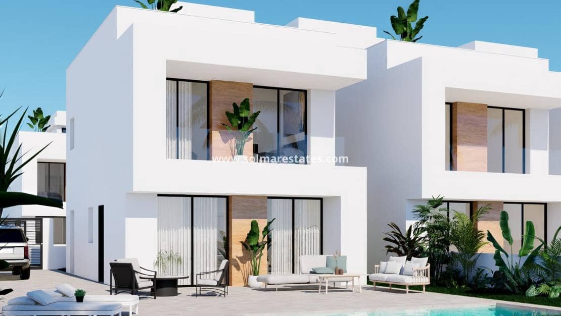 3 bedroom Villa for sale in La Zenia with pool - € 495,000 (Ref: 8826233)