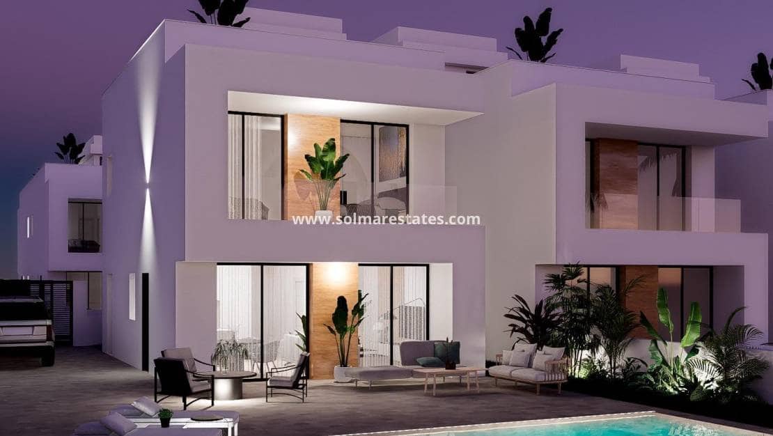 3 bedroom Villa for sale in La Zenia with pool - € 495,000 (Ref: 8826233)