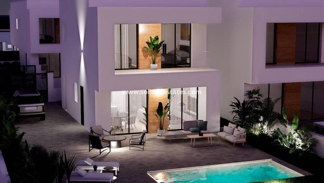 3 bedroom Villa for sale in La Zenia with pool - € 495,000 (Ref: 8826233)