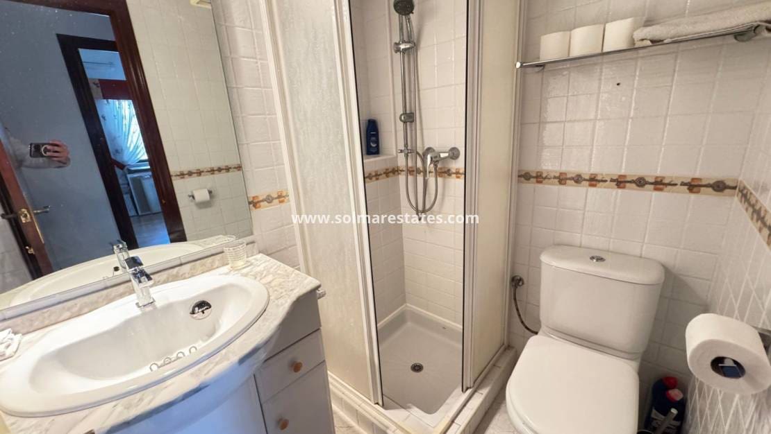 3 Zimmer Villa zu verkaufen in Cabo Roig mit Pool - 850.000 € (Ref: 8828133)