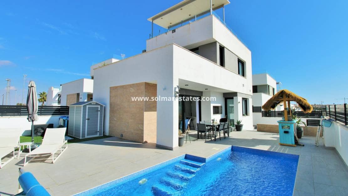 3 camera da letto Villa in vendita in Villamartin con piscina - 405.000 € (Rif: 8841867)
