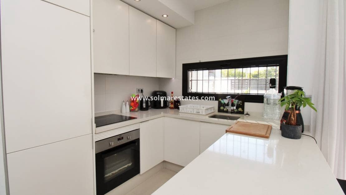 3 camera da letto Villa in vendita in Villamartin con piscina - 405.000 € (Rif: 8841867)