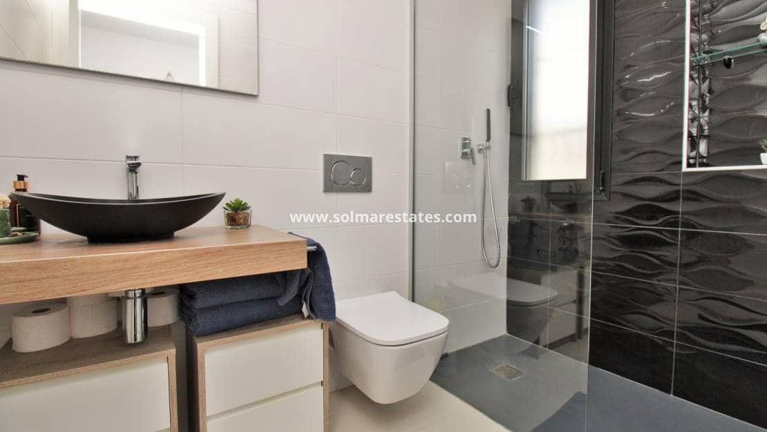 3 camera da letto Villa in vendita in Villamartin con piscina - 405.000 € (Rif: 8841867)