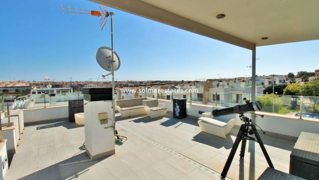 3 camera da letto Villa in vendita in Villamartin con piscina - 405.000 € (Rif: 8841867)
