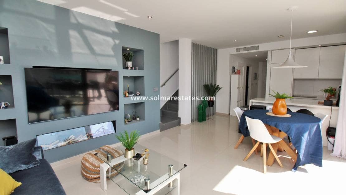 3 camera da letto Villa in vendita in Villamartin con piscina - 405.000 € (Rif: 8841867)