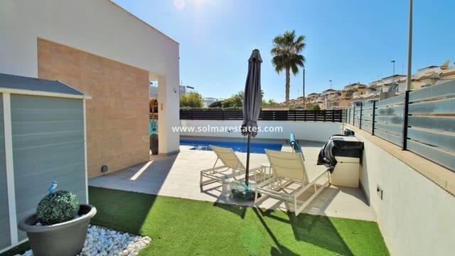 3 camera da letto Villa in vendita in Villamartin, Orihuela con piscina - 405.000 € (Rif: 8841867)