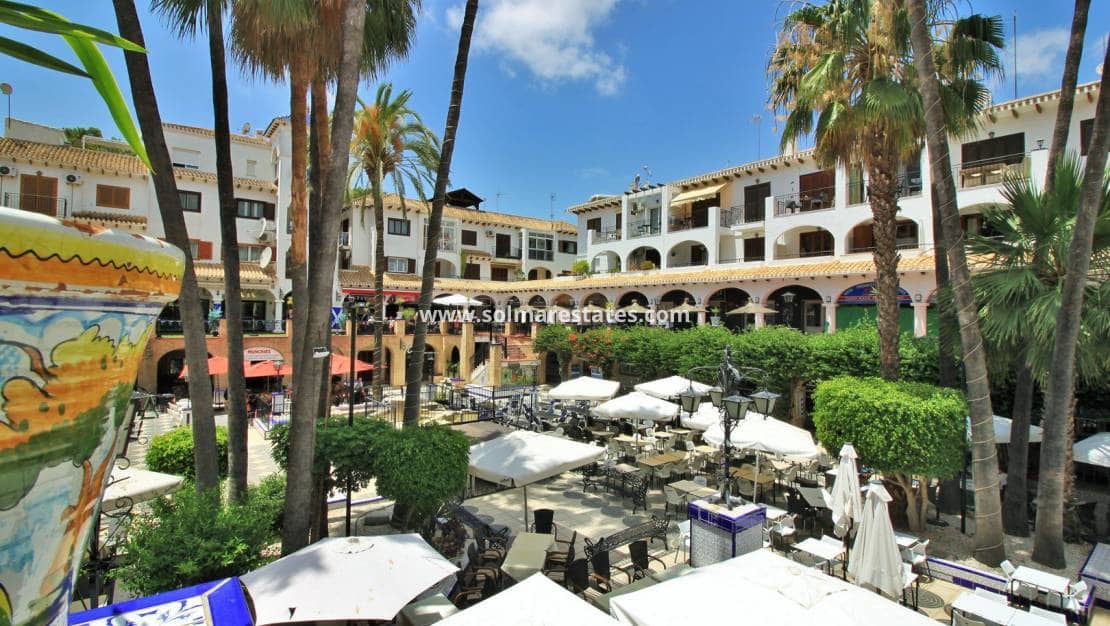 3 camera da letto Villa in vendita in Villamartin con piscina - 405.000 € (Rif: 8841867)