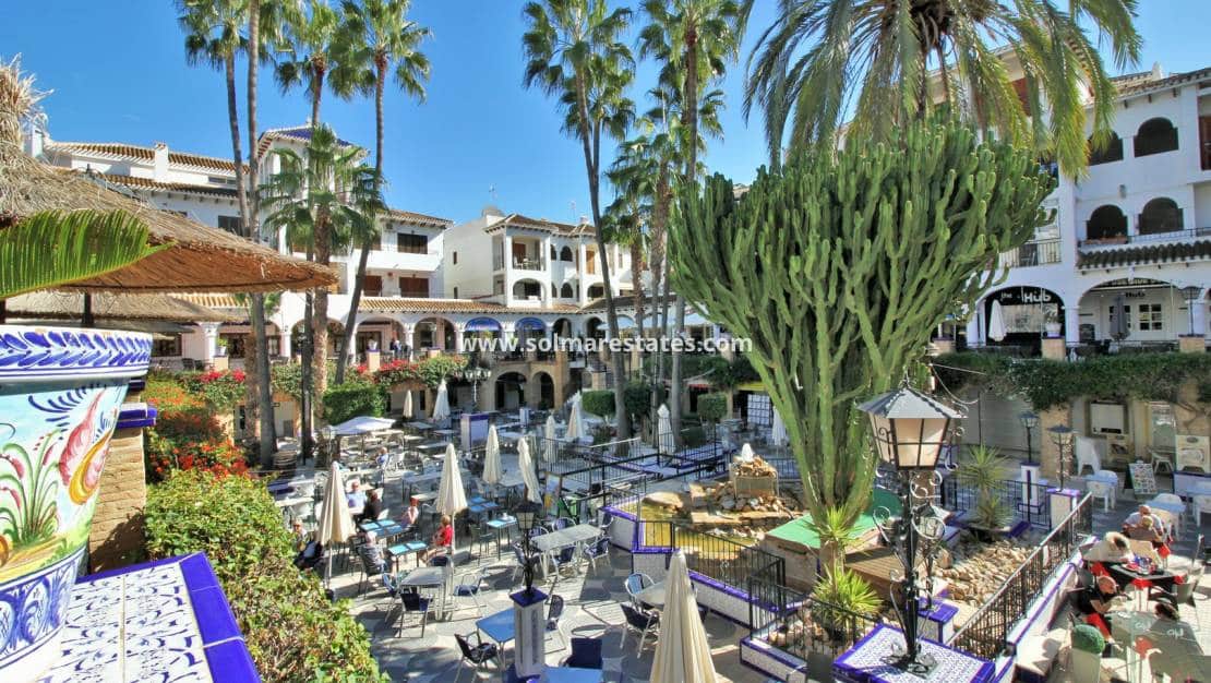 3 camera da letto Villa in vendita in Villamartin con piscina - 405.000 € (Rif: 8841867)