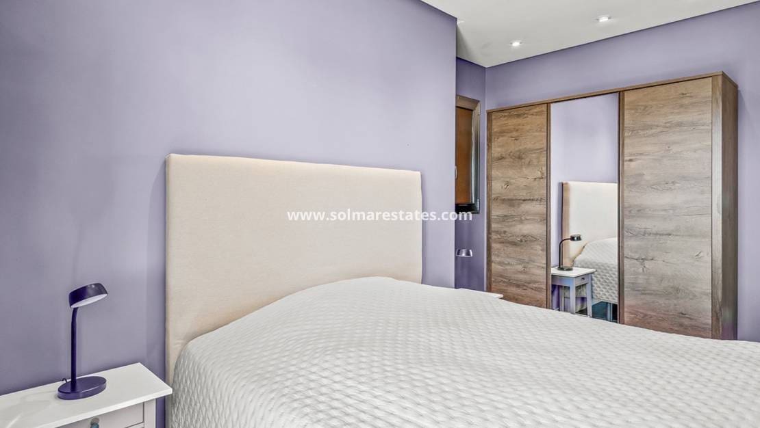 4 chambre Appartement à vendre à Villamartin avec piscine - 549 000 € (Ref: 8862114)