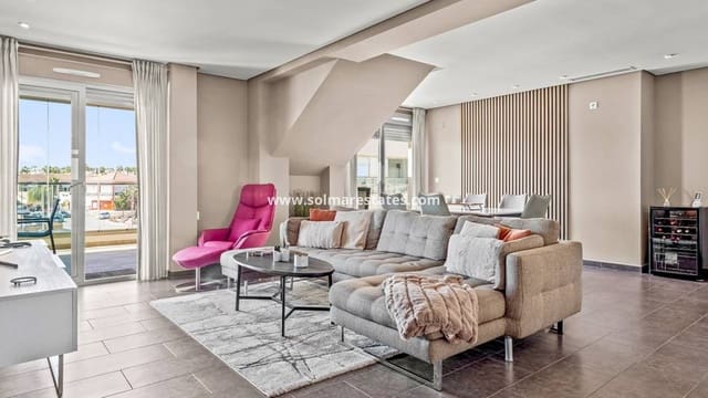 4 slaapkamer Appartement te koop in Villamartin, Orihuela met zwembad - € 549.000 (Ref: 8862114)