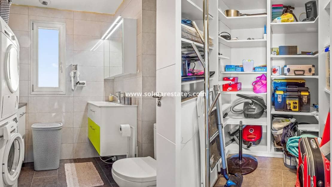 4 chambre Appartement à vendre à Villamartin avec piscine - 549 000 € (Ref: 8862114)