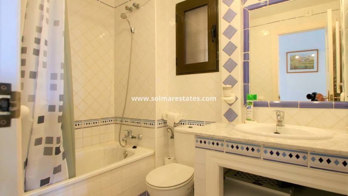 3 bedroom Apartment for sale in Villamartin with pool - € 235,000 (Ref: 8886839)