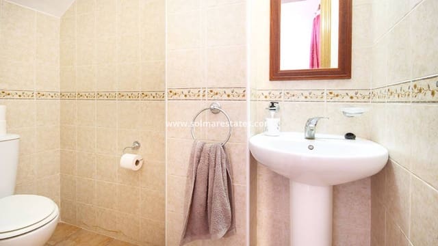 4 sypialnia Willa na sprzedaż w Villamartin, Orihuela z basenem - 345 000 € (Ref: 8891575)